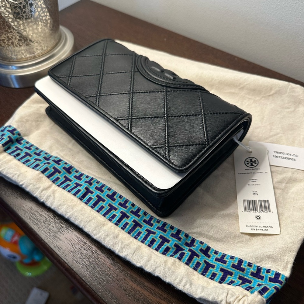 NWT Tory Burch - Fleming Crossbody with Gold Chain - Picture 7 of 16
